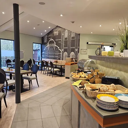 Hotel Ibis Styles 3*